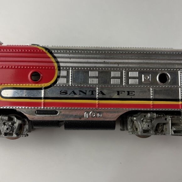 Bachmann Santa Fe #307 HO F9 A-Unit Diesel Locomotive Engine Silver Red Train - Picture 2 of 9